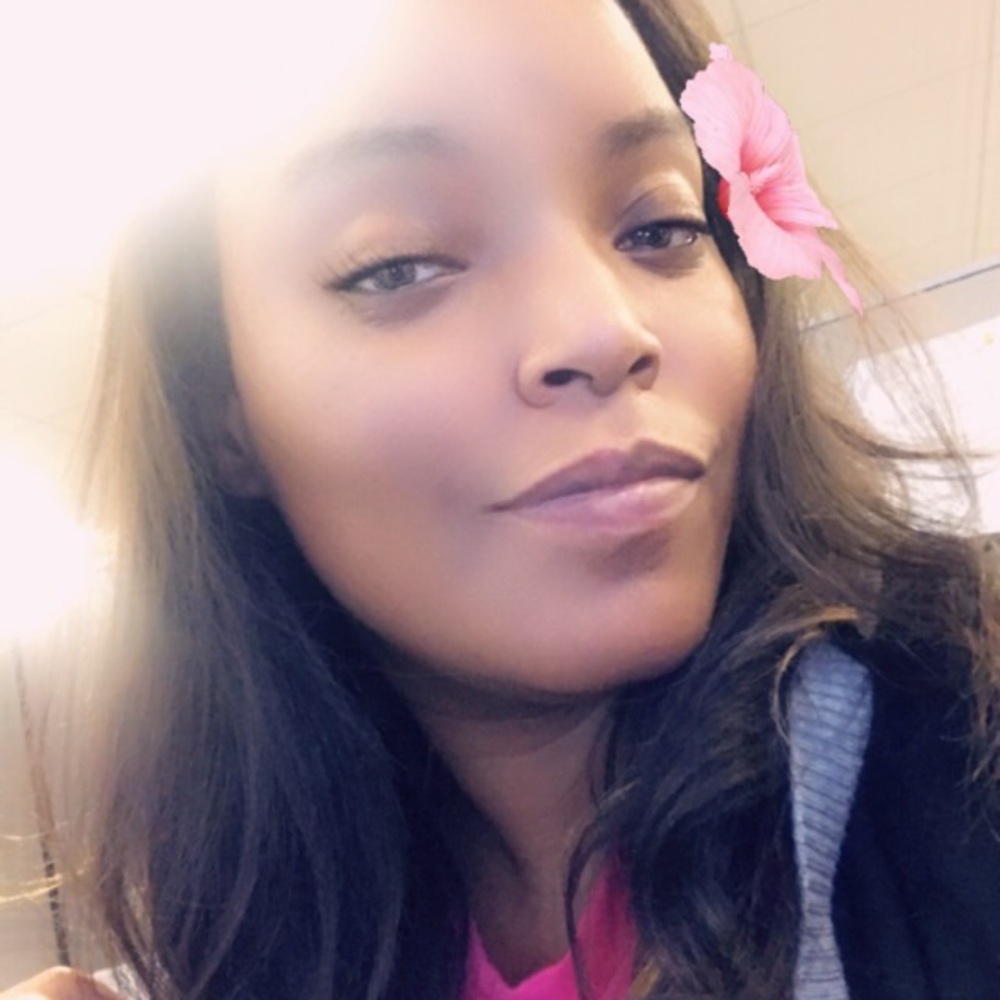 Meet your Posher, Traci